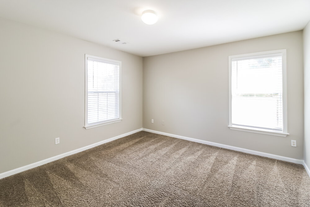 Building Photo - 2528 Mockingbird Ln