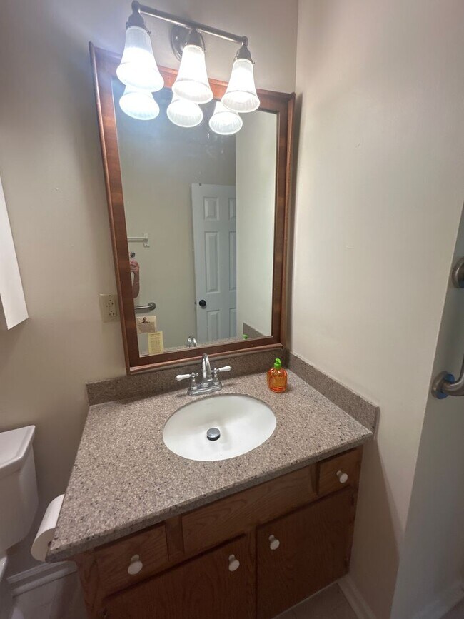Building Photo - 3 bedroom/2 bath rental home on Ashmore Barden Rd - Lincolnton, GA - $1800/month - price includes...