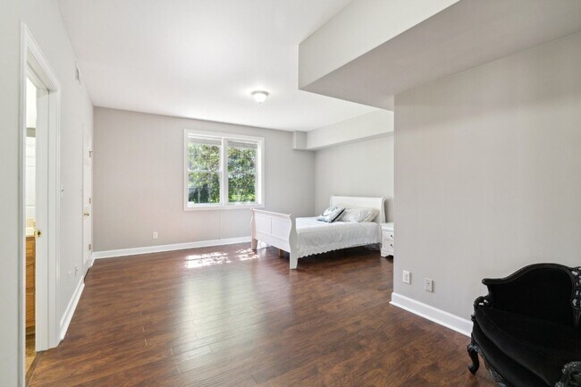 Building Photo - 4137 Jensome Ln