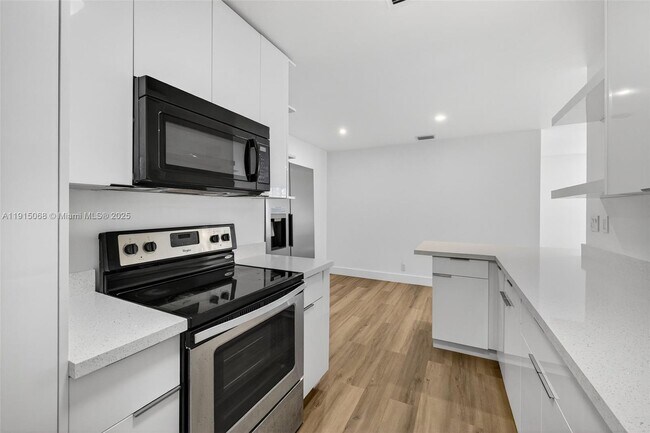 Building Photo - 11301 NW 39th St