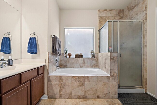 Building Photo - 2815 Bottiglia Wy