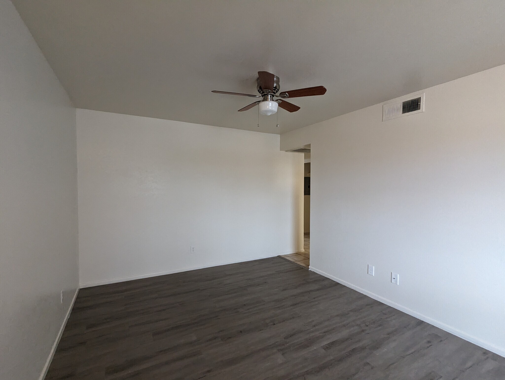 Building Photo - 1866 S Monterey Dr