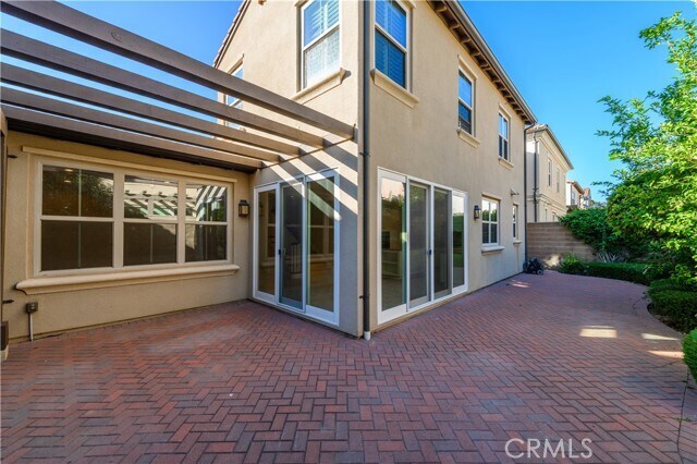 Building Photo - 70 Nassau