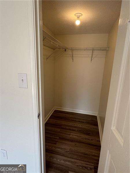 Building Photo - 728 Hanover Ln SE