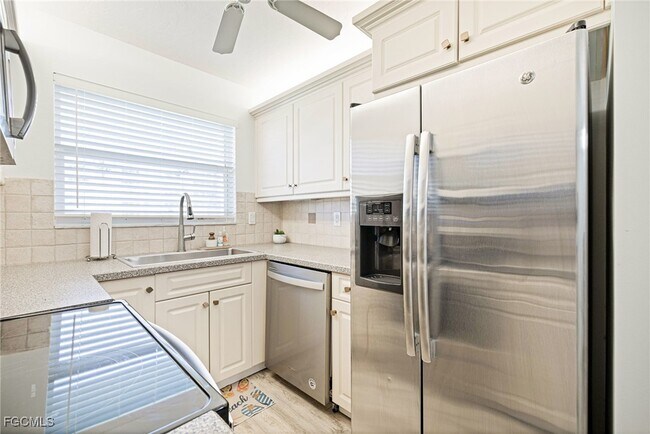 Building Photo - 25740 Hickory Blvd