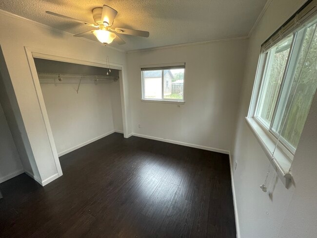 Building Photo - 7303 Carol Dr