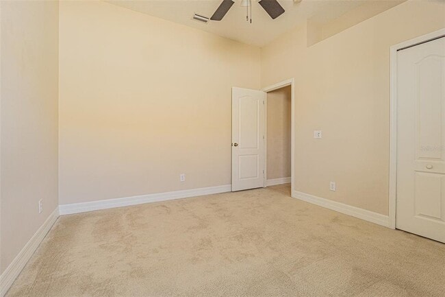 Building Photo - 20002 Heritage Point Dr