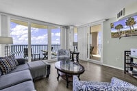 Building Photo - 2500 N Ocean Blvd