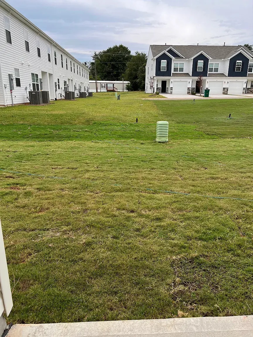 Building Photo - 716 Peyden Ln