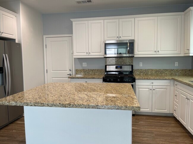 Building Photo - 2883 Villa Catalonia Ct