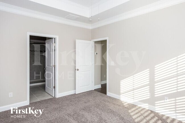 Building Photo - 120 Boatwright Ln