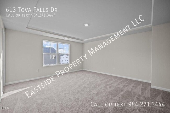 Building Photo - 613 Tova Fls Dr