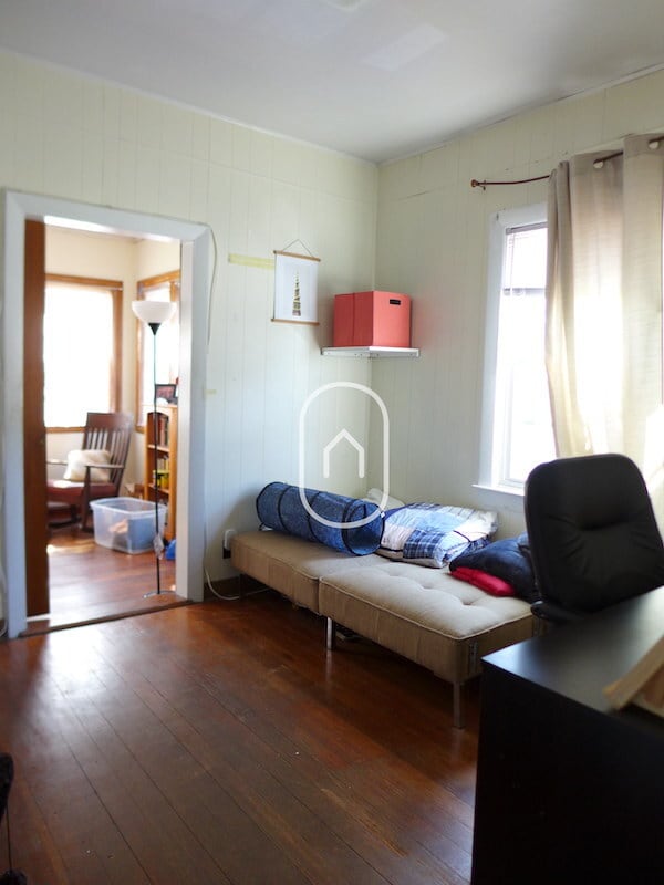 Building Photo - 5 Leamington Rd