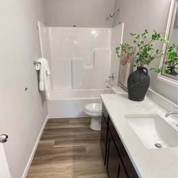 Building Photo - 617-619 Dara - 617