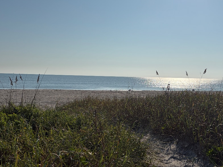 Building Photo - 5000 Ocean Beach Blvd