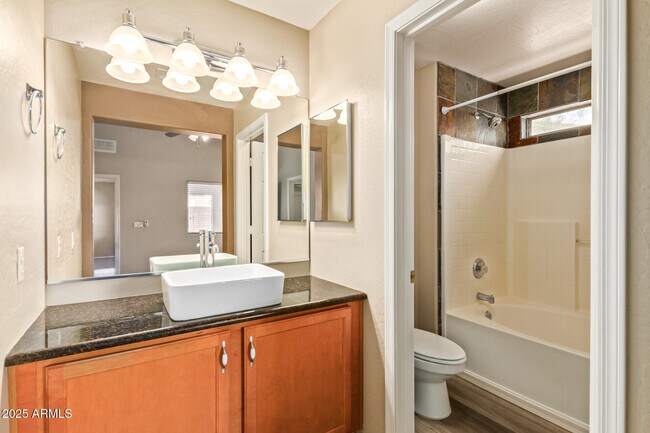 Building Photo - 30445 N Sunray Dr