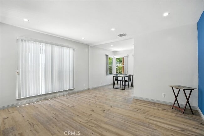Building Photo - 10416 Fairgrove Ave