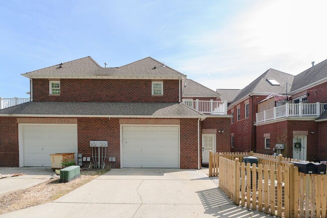 Building Photo - 183 Herman Melville Ave