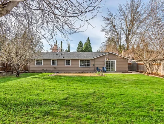 Building Photo - 2725 Randolph St