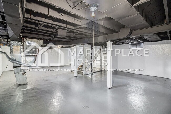 Building Photo - 16487 Edmore Dr