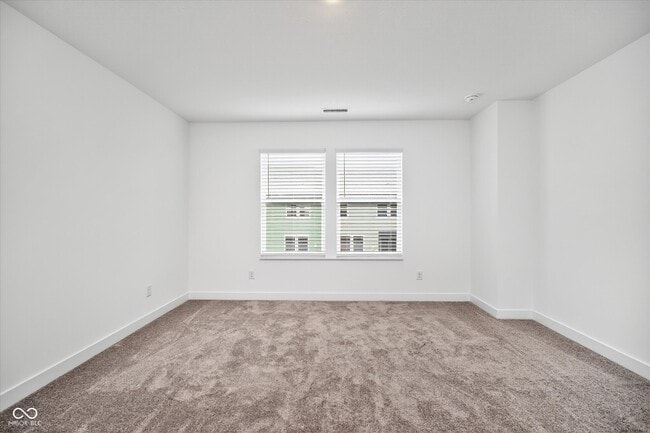 Building Photo - 15254 Swallow Fls Wy