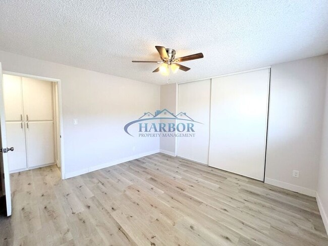 Building Photo - 2315 S Grand Ave