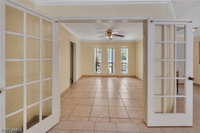 Building Photo - 639 Pompano Dr
