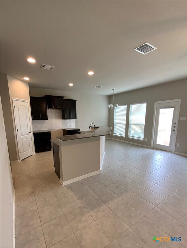 Building Photo - 1607 Curlew Ln