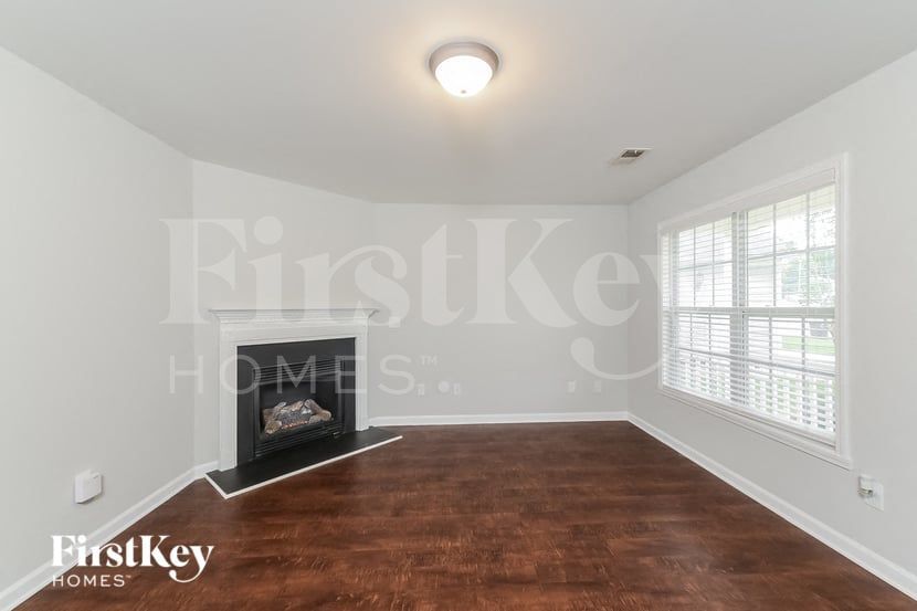 Building Photo - 5849 Bushberry Ct