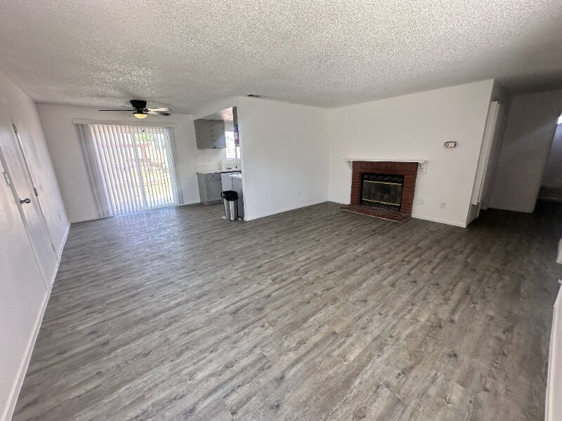 Building Photo - 1421 Cimarron Ct