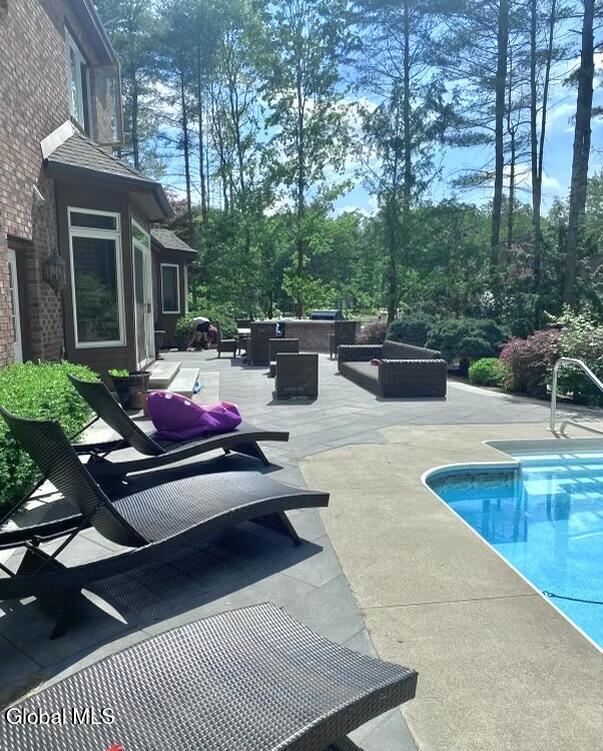 Building Photo - 9 Oakbrook Blvd