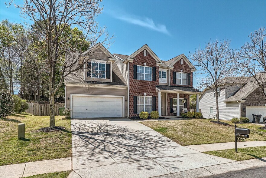 Building Photo - 13165 Wilburn Park Ln