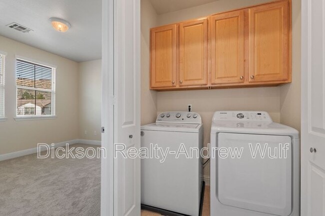 Building Photo - 2245 Heavenly View Trail