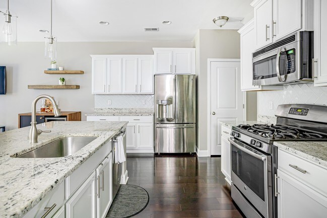 Building Photo - 2147 Oyster Reef Ln