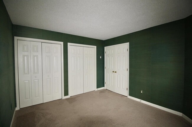 Building Photo - 32 Westlake Pointe Dr