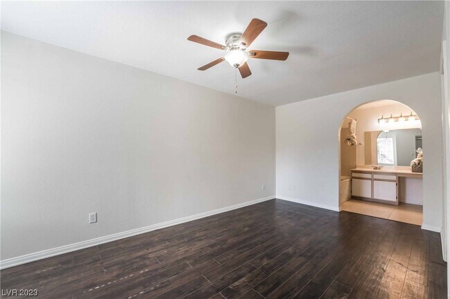 Building Photo - 2200 S Fort Apache Rd