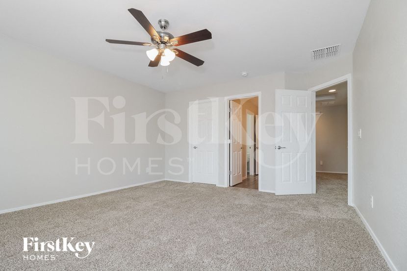 Building Photo - 19395 W Madison St