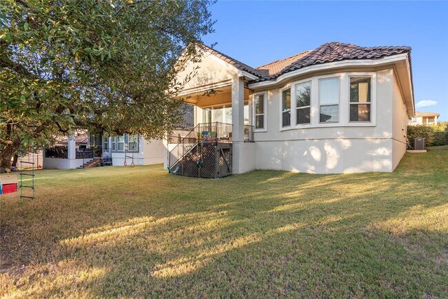 Building Photo - 11905 Deering Pl