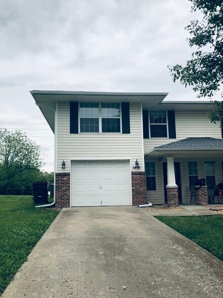 1416 unit side - 1416 SE Henley Ct