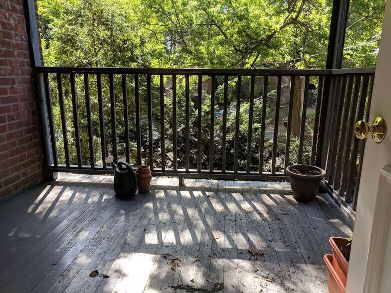 Building Photo - 30 Addington Rd