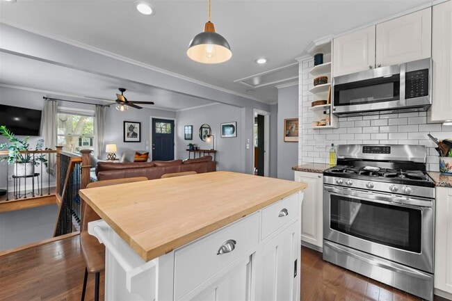 Building Photo - 4269 Doncaster Dr