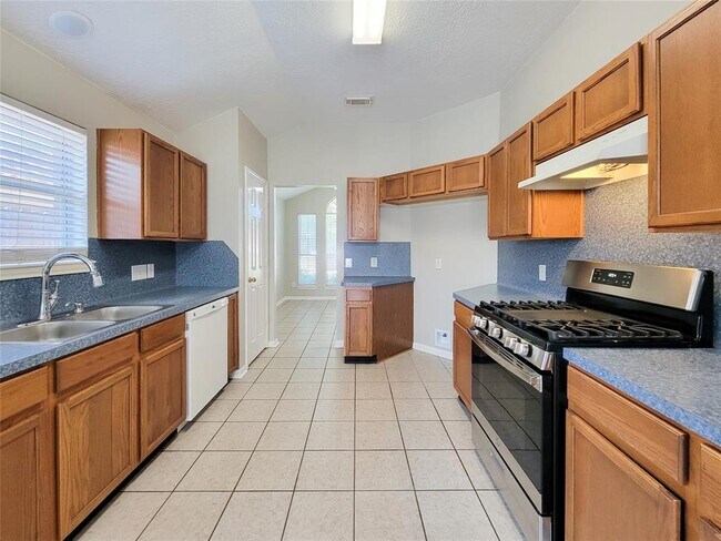 Building Photo - 4226 Daisy Meadow Dr