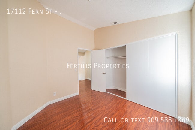 Building Photo - 17112 Fern St