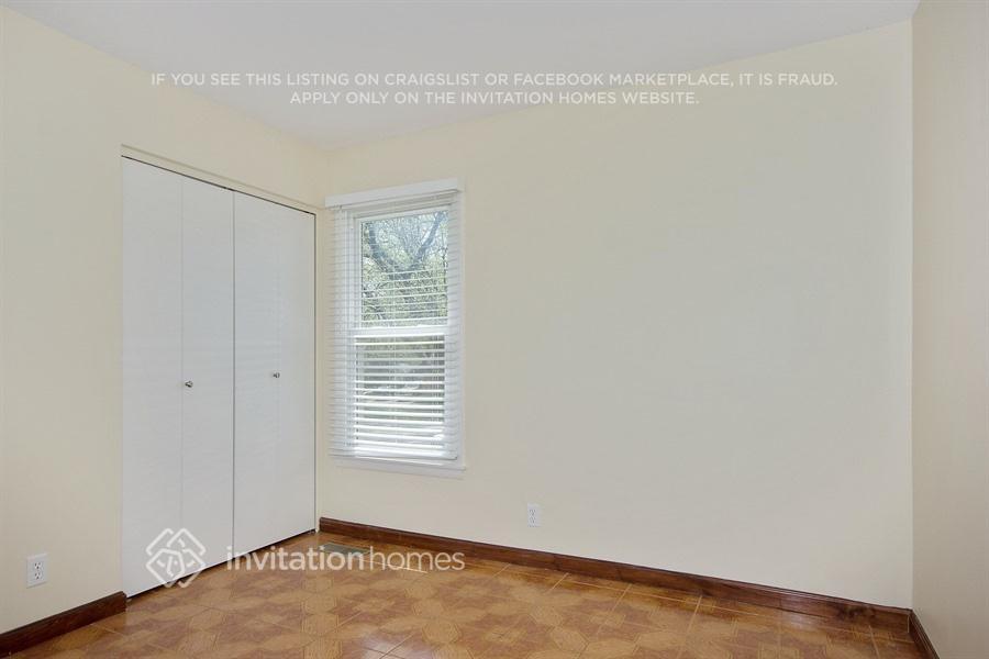 Building Photo - 458 Rockhurst Rd