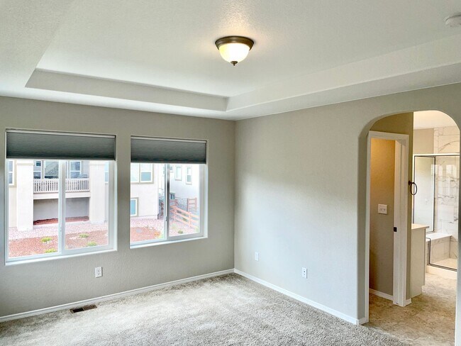 Building Photo - Built in 2021- Stunning 5 Bedroom 4 bath H...