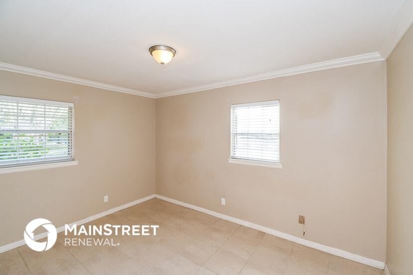 Building Photo - 10655 Tulsa Rd