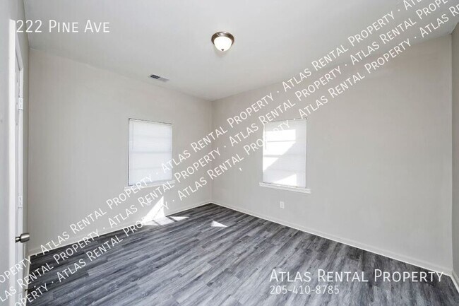 Building Photo - 222 Pine Ave