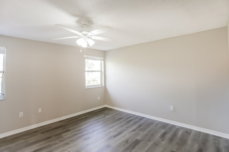 Building Photo - 9079 SW 157th Ct