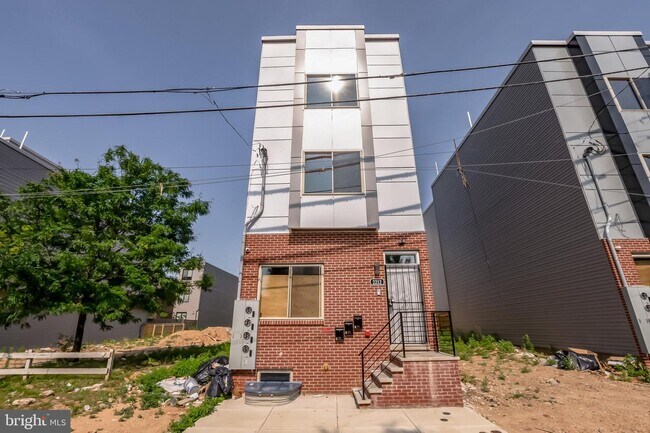 Building Photo - 2106 N 7th St