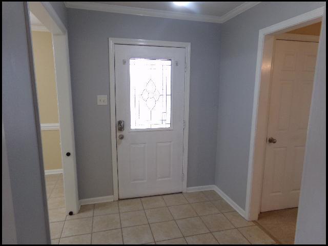 Building Photo - 12 Lauren Cove